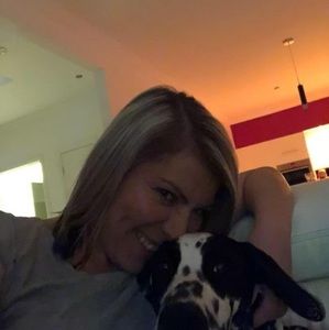 Meet your Posher, Caroline